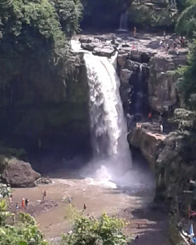 Tegenungan Waterfall